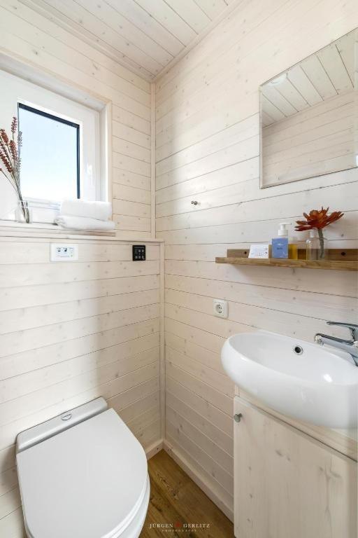 Hausboot Gluecksmomente Mit Dachterrasse In Schleswig Am Ostseefjord Schlei Екстер'єр фото