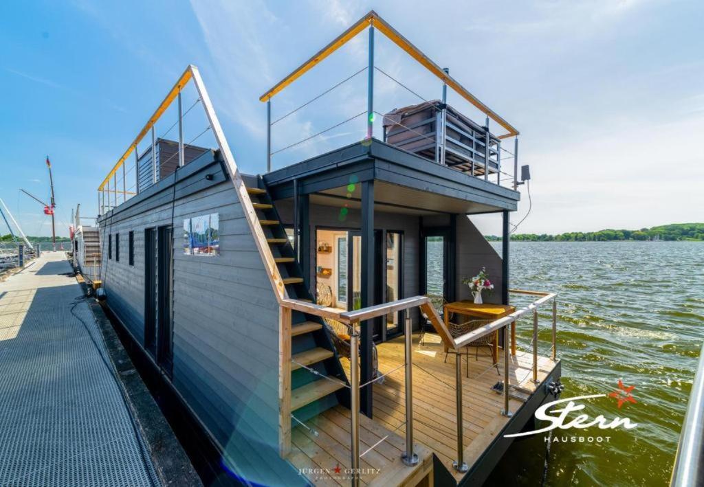 Hausboot Gluecksmomente Mit Dachterrasse In Schleswig Am Ostseefjord Schlei Екстер'єр фото